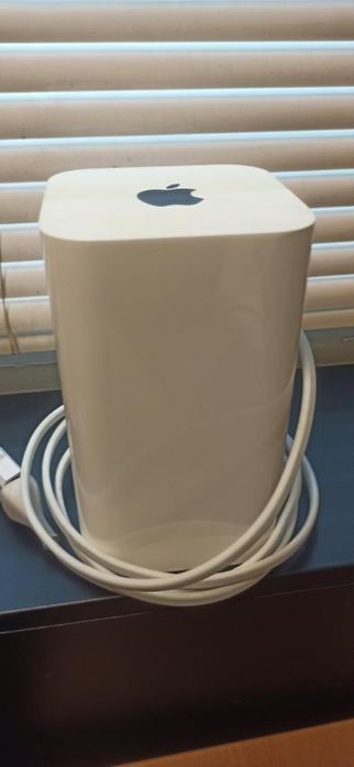 Apple Роутер AirPort Extreme A1521 ME918LL/A США (2.4 GHz and 5 GHz)