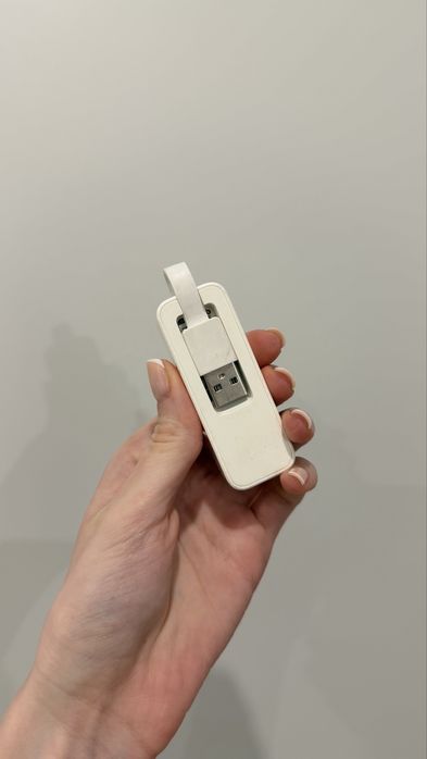 USB-адаптер USB → Ethernet (LAN).