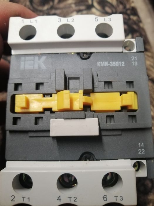 Продам Контактор КМИ-35012