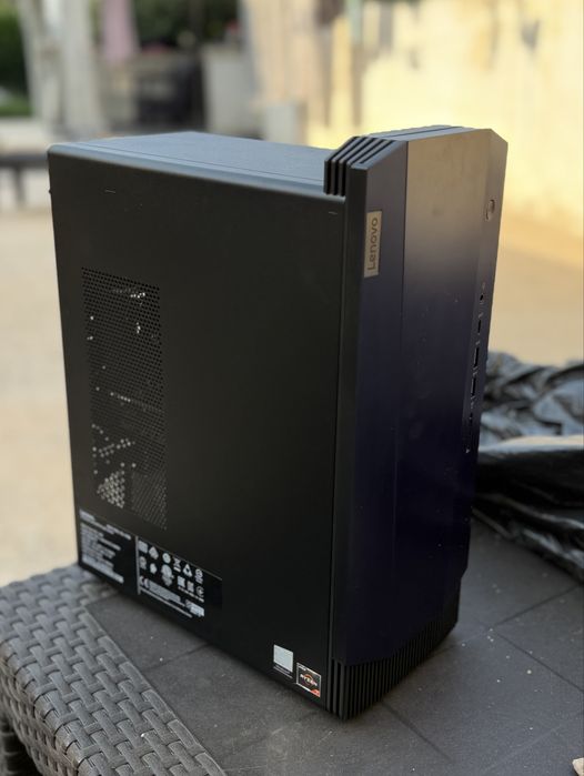 Desktop gaming Lenovo 16gb RAM 500gb