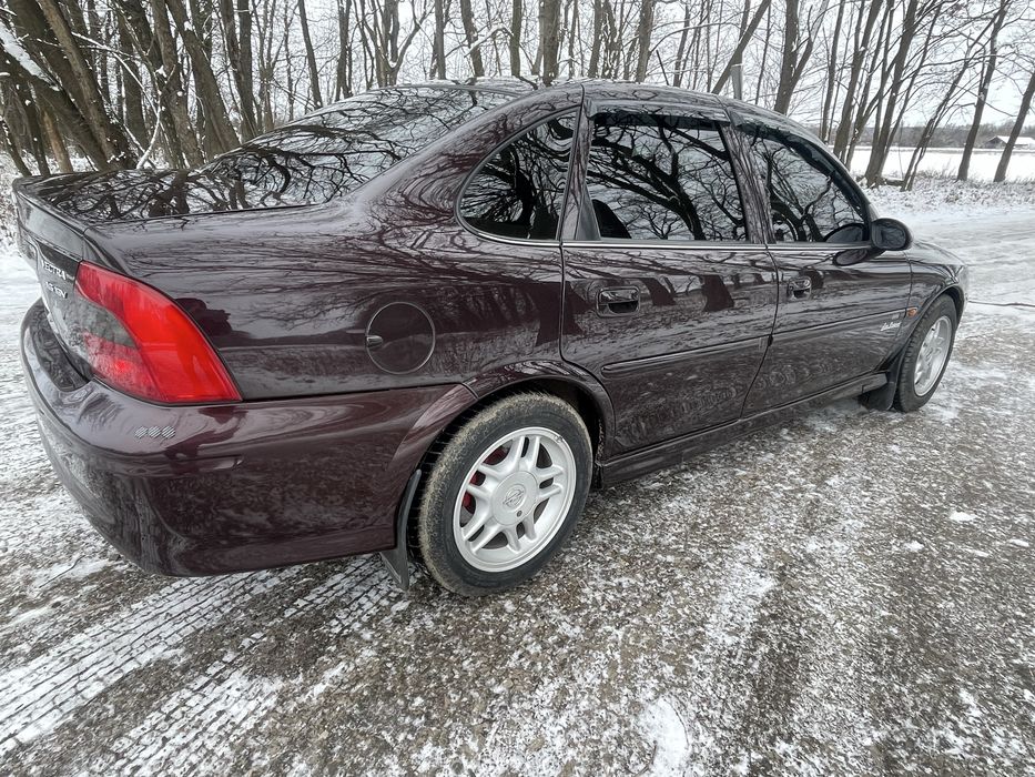 Продам Opel Vectra 1.6 16v