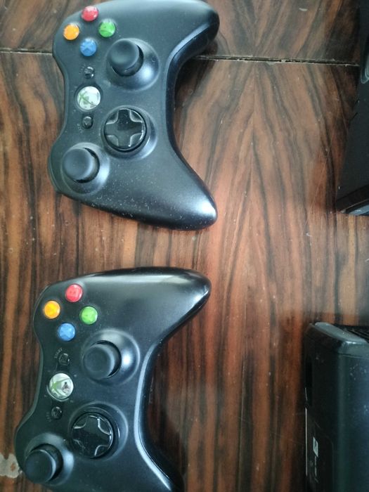 Konsola Xbox 360 i akcesoria