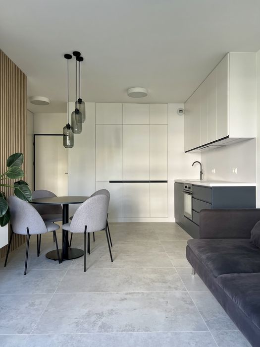 Designerski apartament 40 m² | Metro M2 – 5 min | Garaż | Klimatyzacja