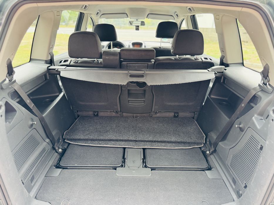 Opel zafira 1.9 автомат!