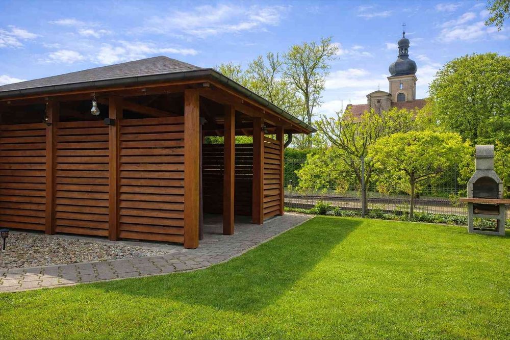 REZERWACJA Wyremontowane mieszkanie 62,5 m²+ piwnica + garaż + ogródek
