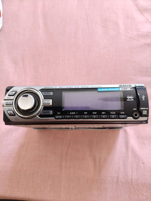 Radio usado  para automovel