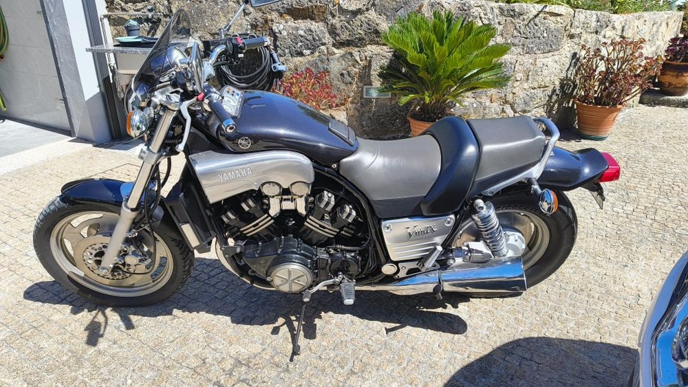 Yamaha VMAX 1200