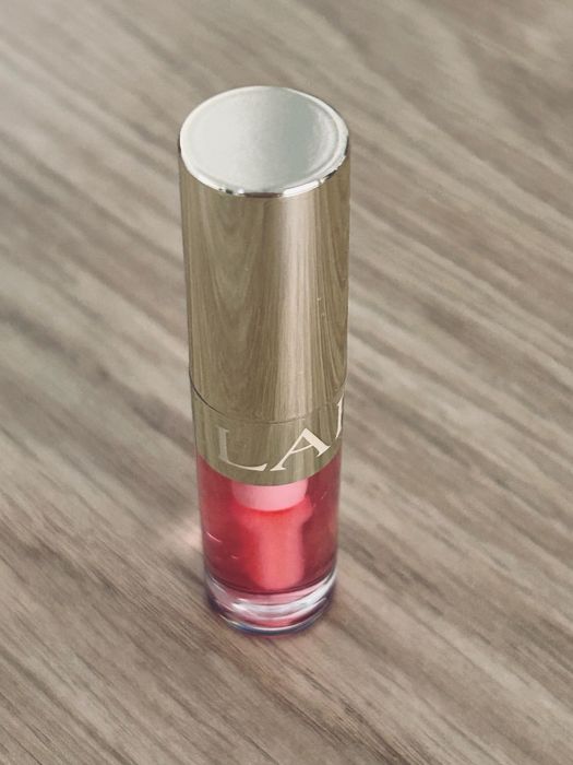 Parisian chic pouch Sézane elegant boho look szyk