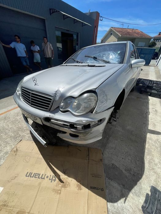 Mercedes 220C Avantgarde