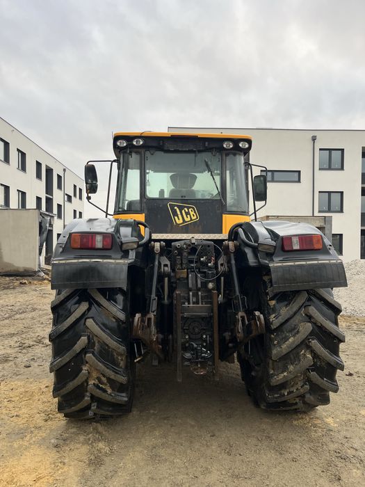 JCB Fastrack 8250