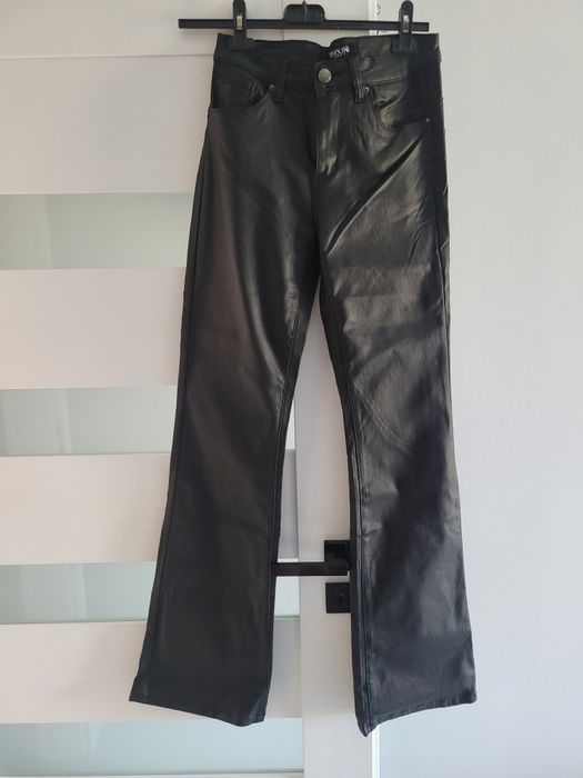 Skórzane spodnie dzwony