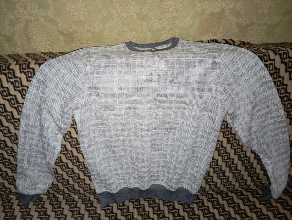 Обмін речей на підлітка в гарному стані