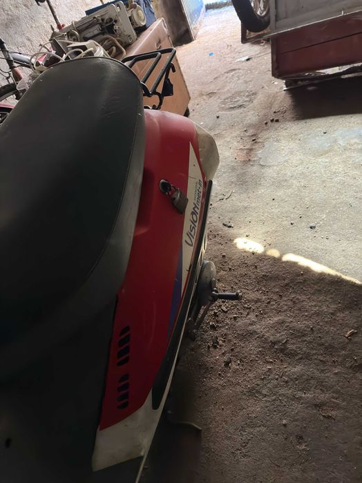 Honda Vision Met-In Sa50