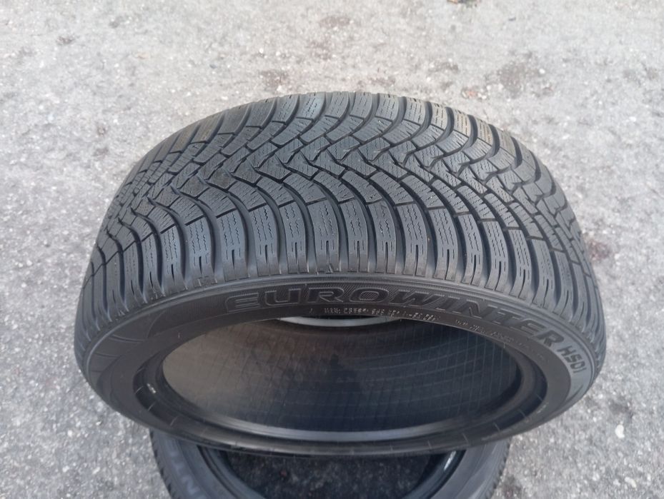 2szt zima  Falken eurowinter 245/45/18 100V XL  guma 8mm