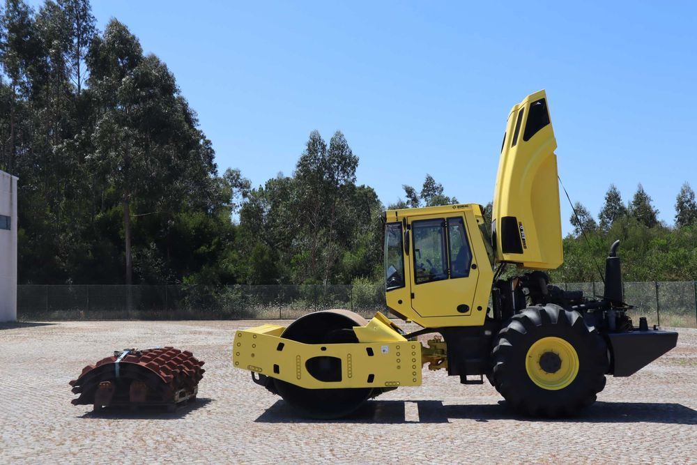 2007 Bomag BW 216 D-4 Compactador de Solos