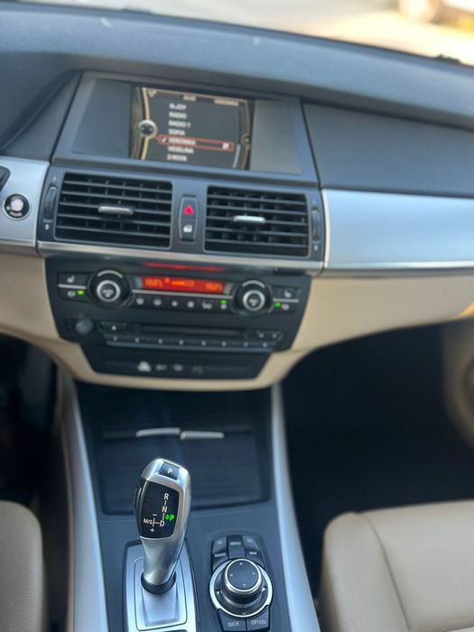 Продам BMW X5 E70 СРОЧНО!