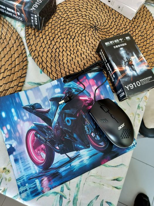 Rato Acer novo com luzes led + tapete gaming