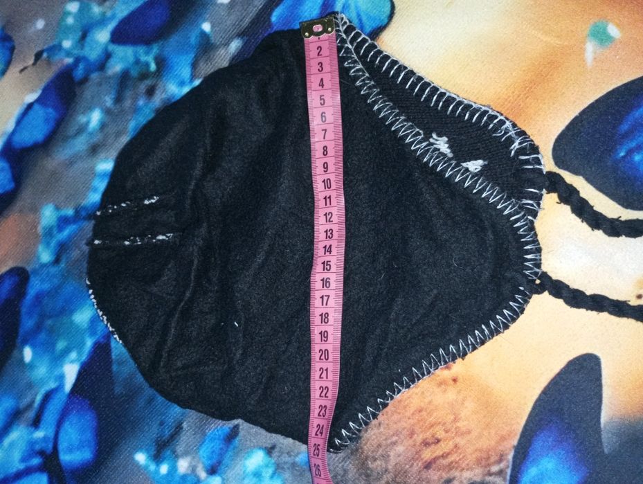 Шапка шерстяна , тепла на 12-14 років