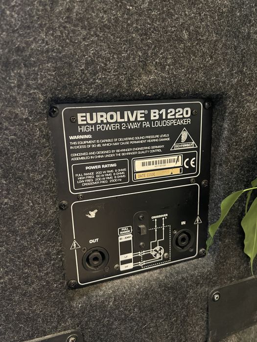 Акустика пасивні колонки behringer b1220, b1520