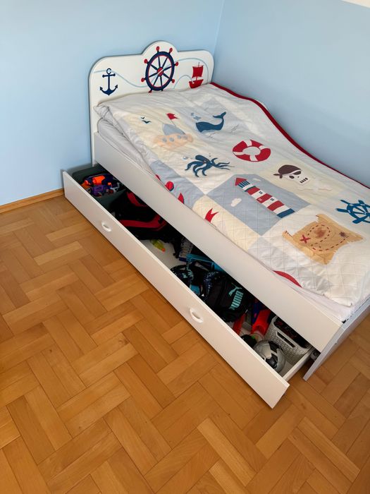 Łóżko dla dziecka ze skrzynią 90/180 białe Meblik Pirat
