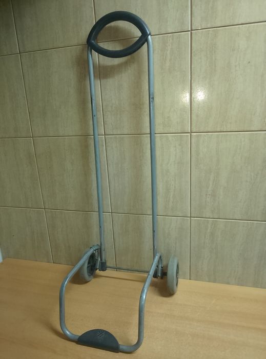 Wózek transportowy magazynowy