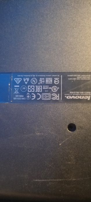 Lenovo ideapad 80MJ