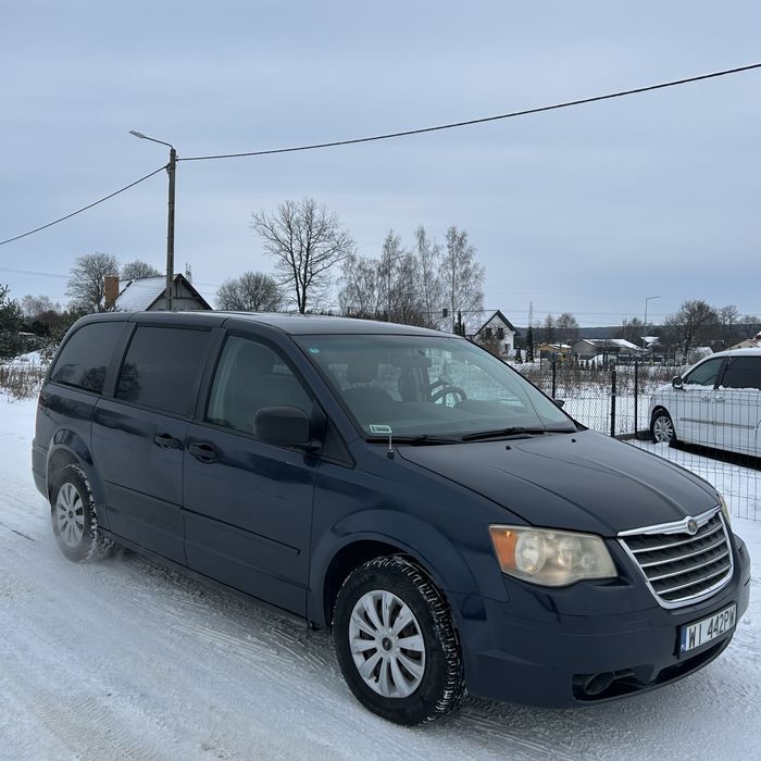 Chrysler grand voyager 3.3 lpg rok 2008 town country  7osob