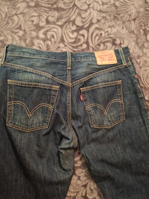 Джинси Levis (501)