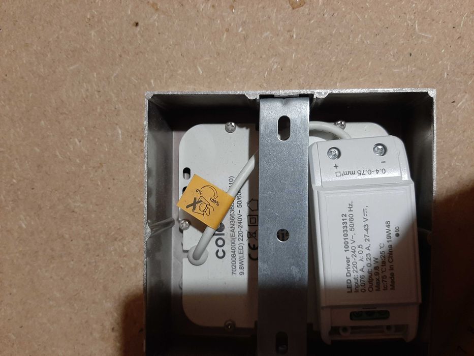 Lampa led mała plafon Castorama Colours