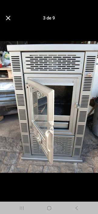 Vendo salamandra a lenha, ventilada, como nova.