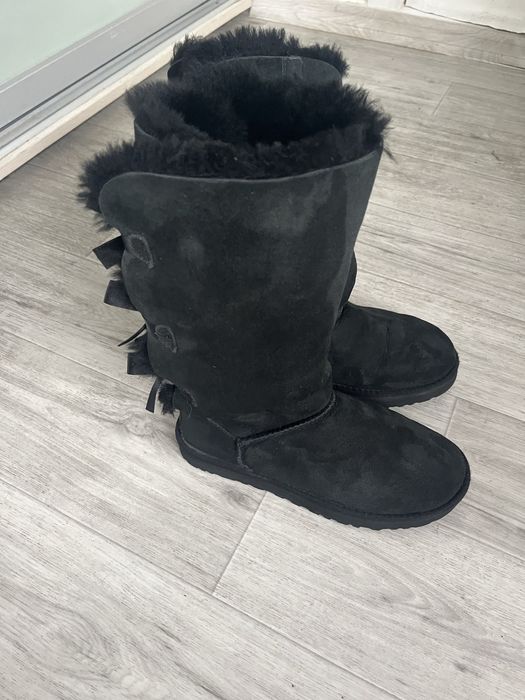 Практично нові 37 розмір Ugg оригінал