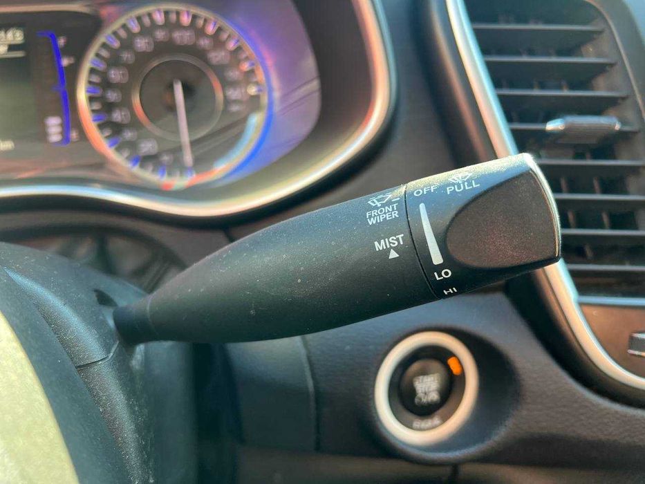 В продажі Chrysler 200 2014 року випуску.