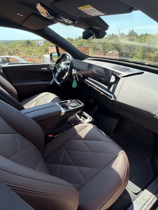 BMW iX — fotografia 4