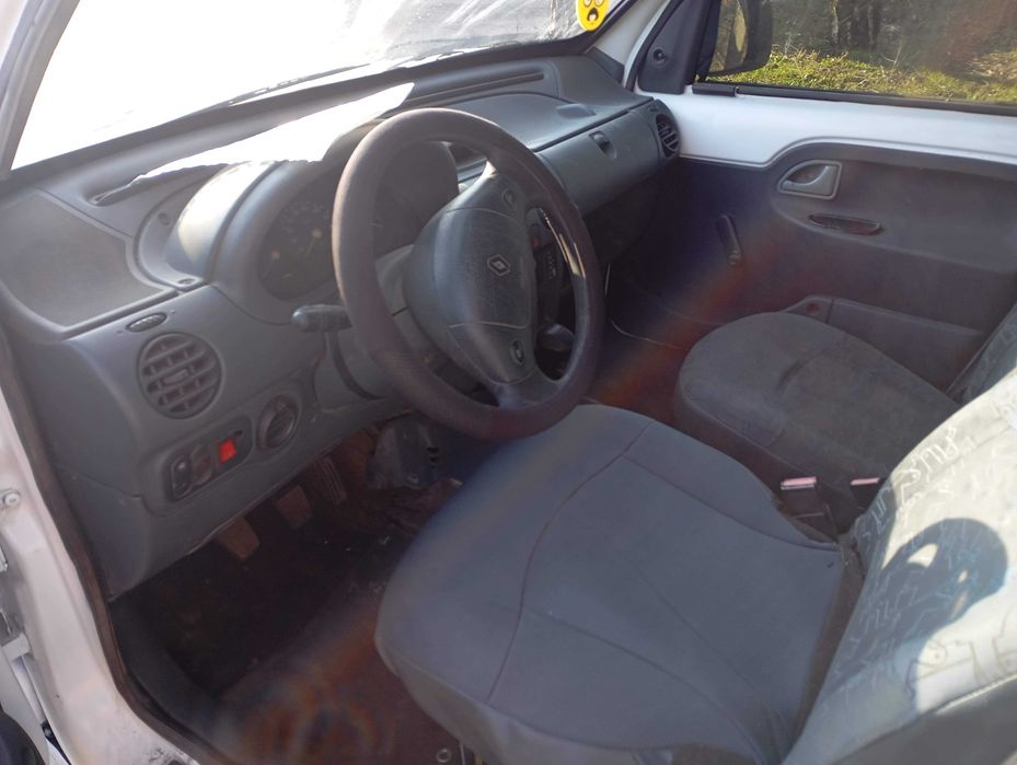 В рассрочку Renault Kangoo 1.9 дизель грузопассажир