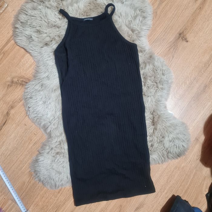 Reserved czarna sukienka dekolt halter prążkowana mini XS