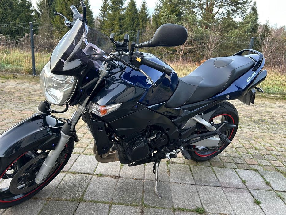 Motor Suzuki GSR 600