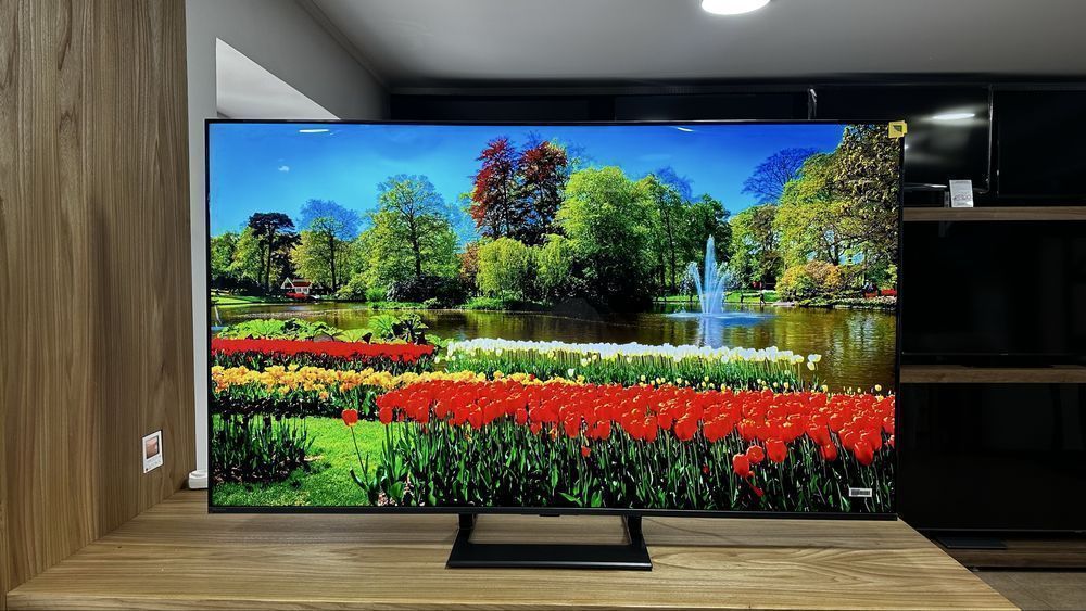 новий телевізор 43" Hisense 43A7Q QLED UHD Smart TV гар12 міс