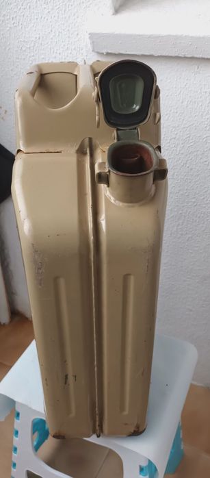 Jerrican militar vintage