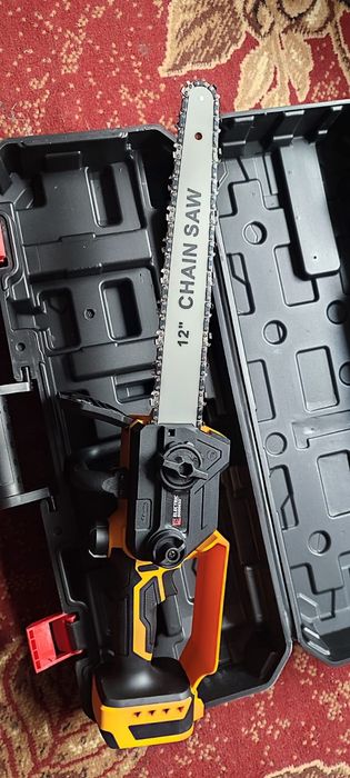 Пилка типу DeWalt 20v