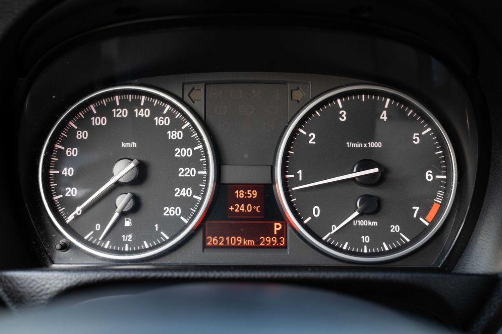 BMW 3 Series 2007 VIN WBAWA51020JP99497 фото оголошення 15 з 18