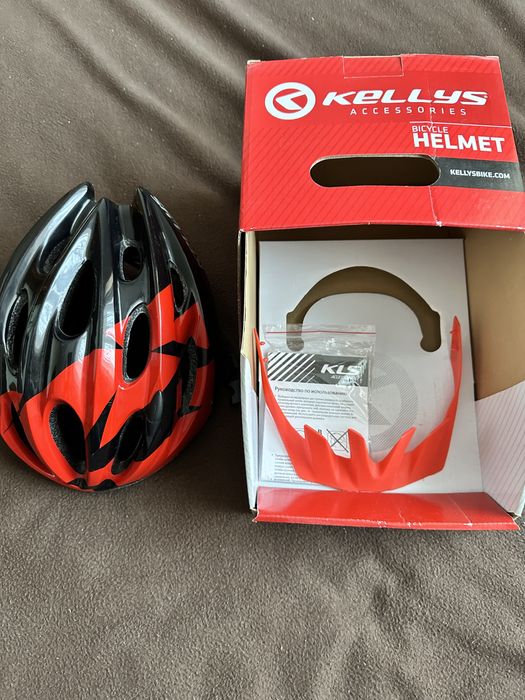 Велошолом KELLYS BLAZE 018 RED (розмір S/M 55-58 см)
