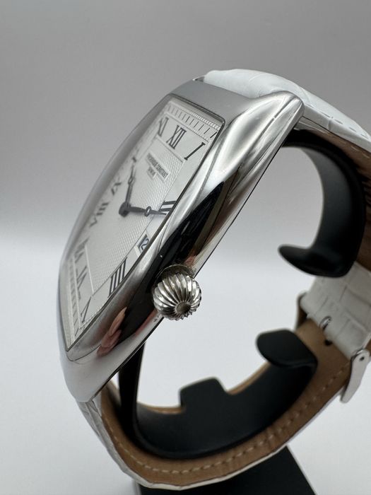 Frederique Constant Tonneau super stan dwa paski