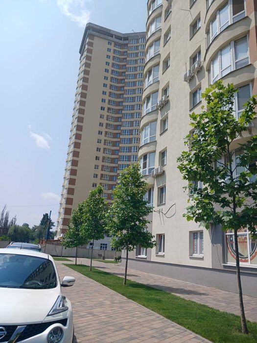 Продам 1 комнатную квартиру  47 м в ЖК "Family аnd Friends"