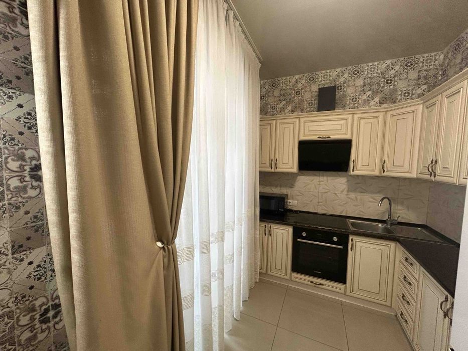 Оренда 2-х кімнатної квартири ЖК Театральний