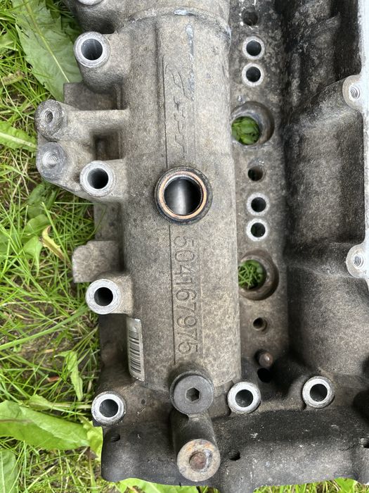 Pokrywa zaworów Fiat Ducato 2.3D 504167975