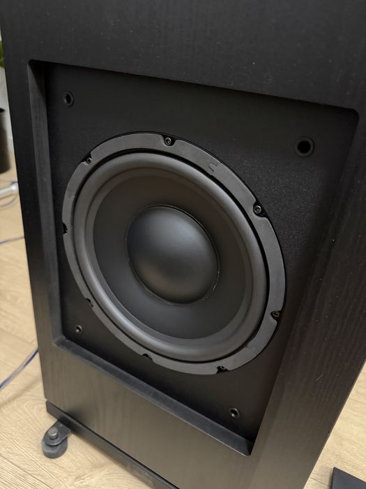 Amplituner Yamaha R-N602  + Kolumny Jamo S628