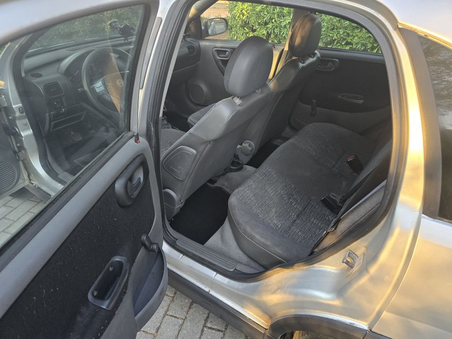 Opel Corsa 2001 1.2