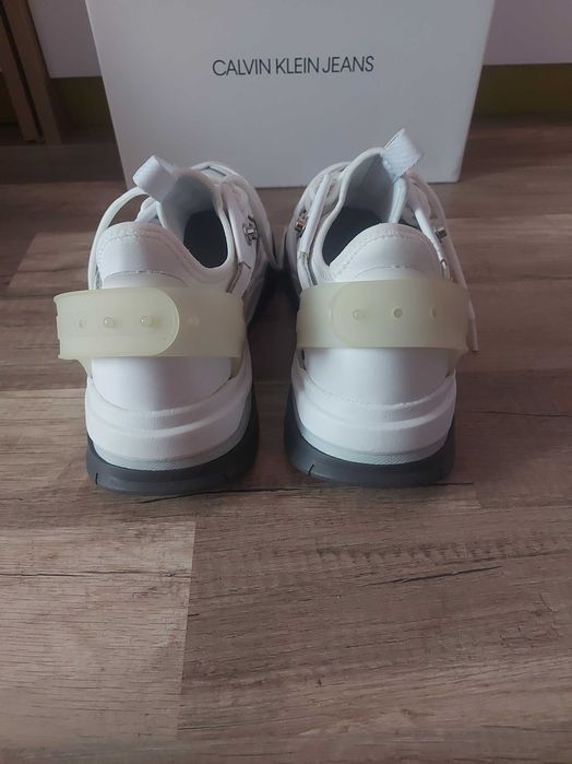 Calvin Klein buty 40