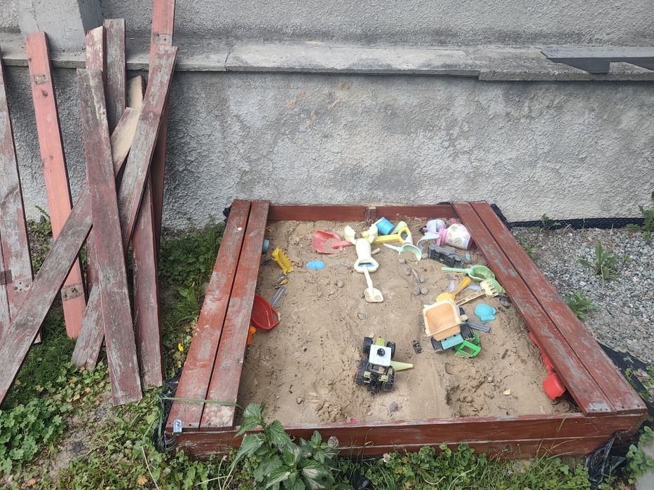 Odam za darmo piaskownica piasek i zabawki