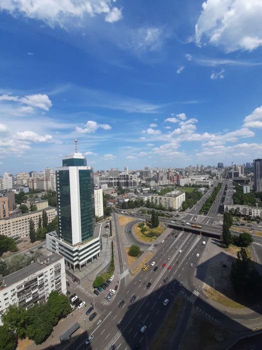 MANHATTAN CITY APART с паркингом Берестейський проспект  11